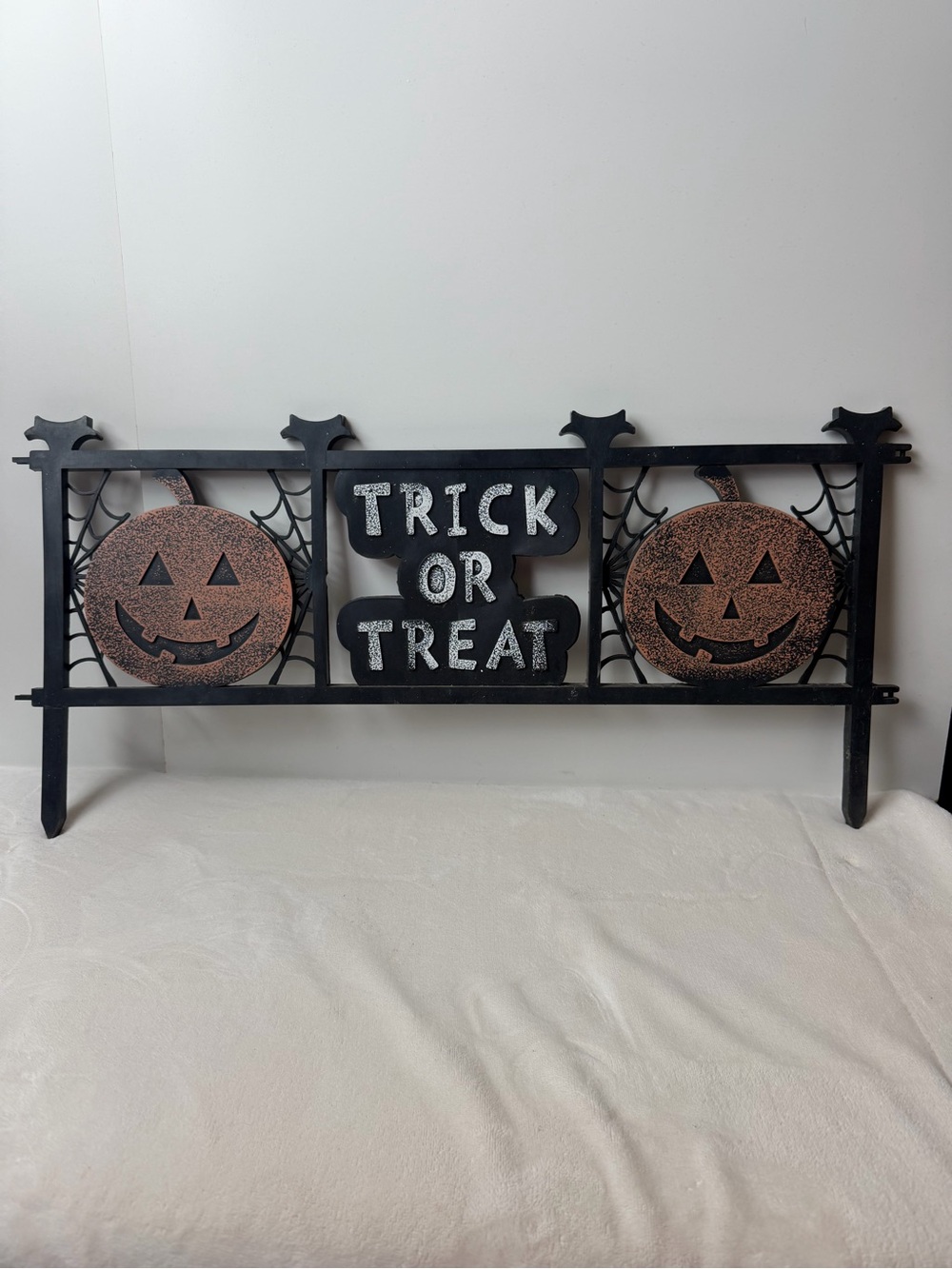 Halloween Trick or Treat Jack-O-Lantern Sign